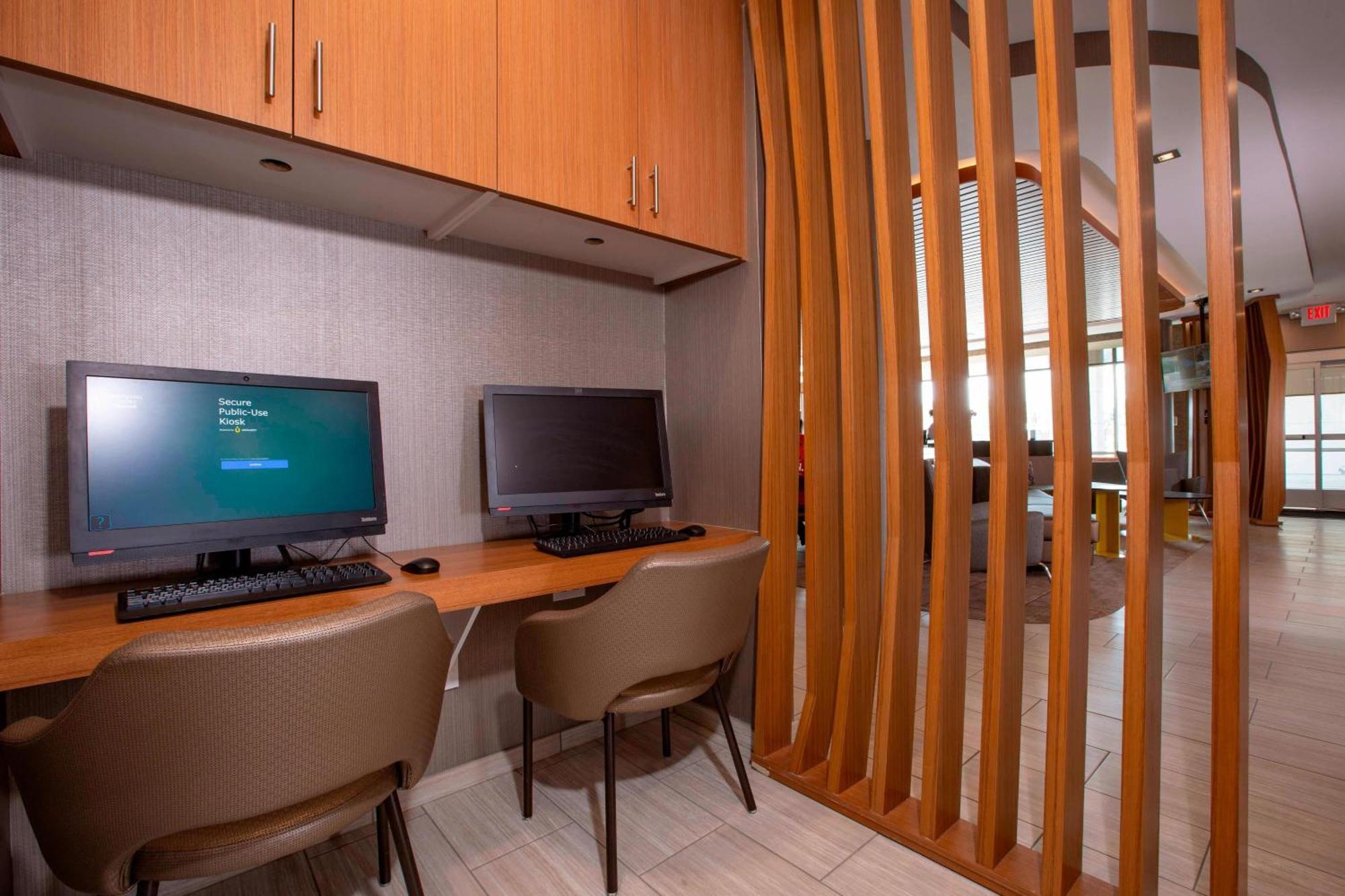Springhill Suites By Marriott Newark Downtown Exterior photo